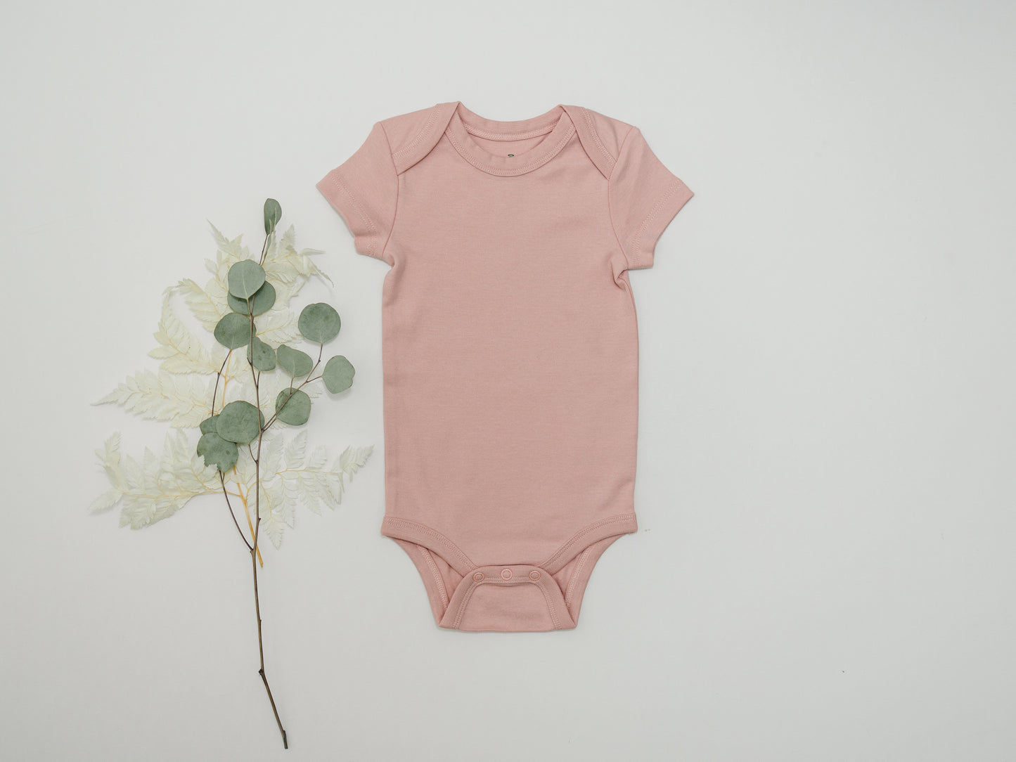 Cotton Short Sleeve Baby Bodysuits – Soft, Safe, and Eco-Friendly