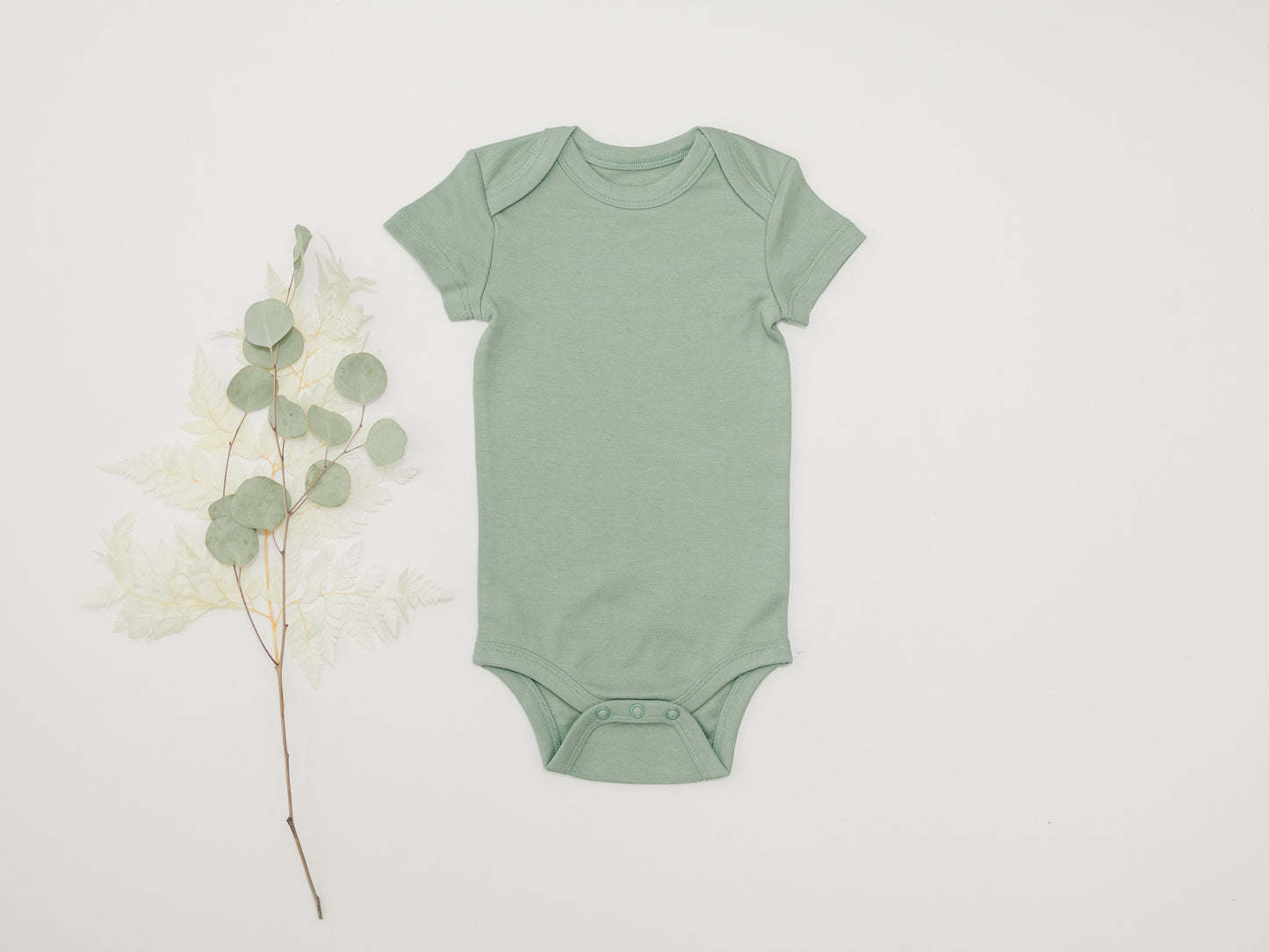 Cotton Short Sleeve Baby Bodysuits – Soft, Safe, and Eco-Friendly
