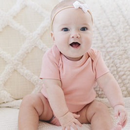 Cotton Short Sleeve Baby Bodysuits – Soft, Safe, and Eco-Friendly